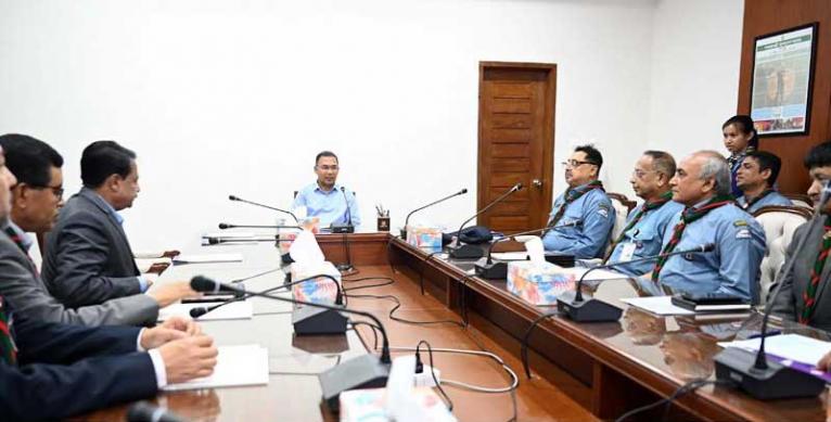 শিক্ষার্থীদের মাঝে পাটের তৈরি ব্যাগ ও স্কুল ড্রেস বিতরণ করবে সরকার