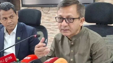 দেশের অর্থনৈতিক ব্যবস্থাপনা সঠিক হাতে রয়েছে : বাণিজ্যমন্ত্রী