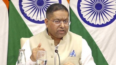 শেখ হাসিনাকে প্রত্যর্পণের অনুরোধ খতিয়ে দেখা হচ্ছে : রণধীর জয়সওয়াল