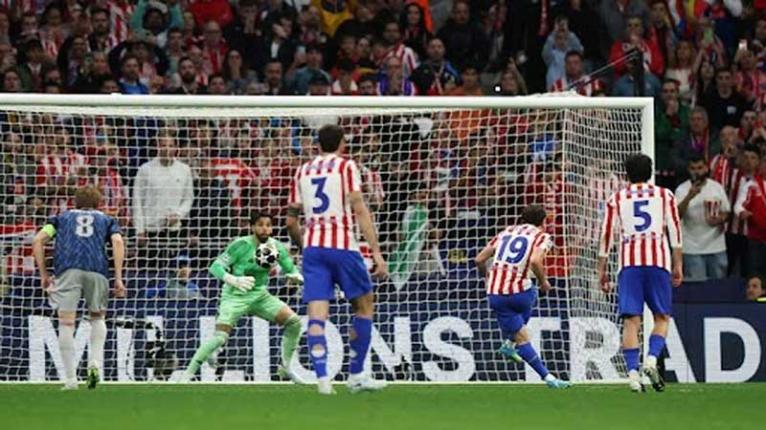 সমতায় শেষ হলো অ্যাতলেটিকো-আর্সেনাল প্রথম লেগ