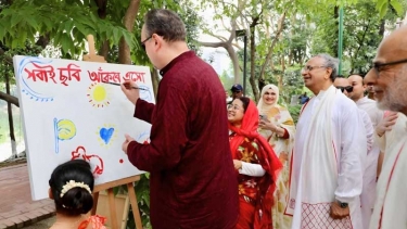 ঢাকায় পহেলা বৈশাখের উদযাপন ছিল সত্যিই অসাধারণ : মার্কিন রাষ্ট্রদূত