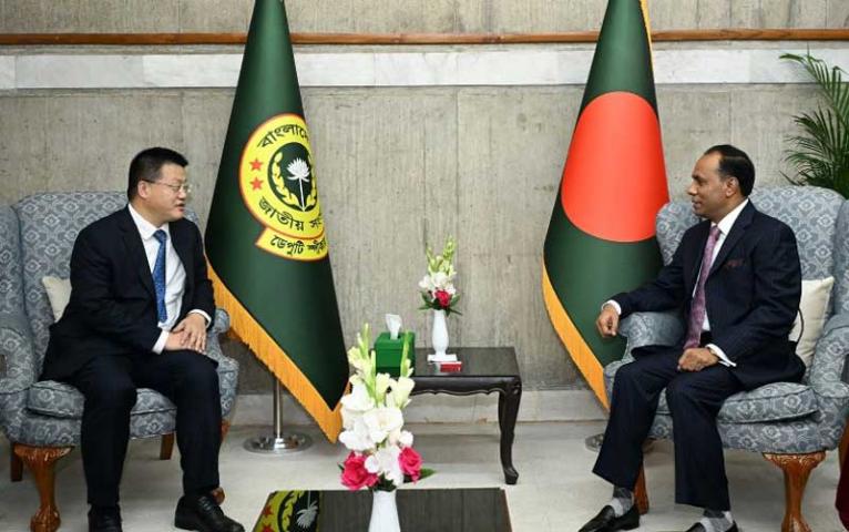 ডেপুটি স্পীকারের সঙ্গে চীনা রাষ্ট্রদূতের সৌজন্য সাক্ষাৎ