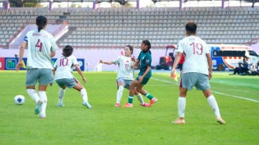 চীনের বিপক্ষে লড়াই করে হেরে গেল বাংলাদেশ