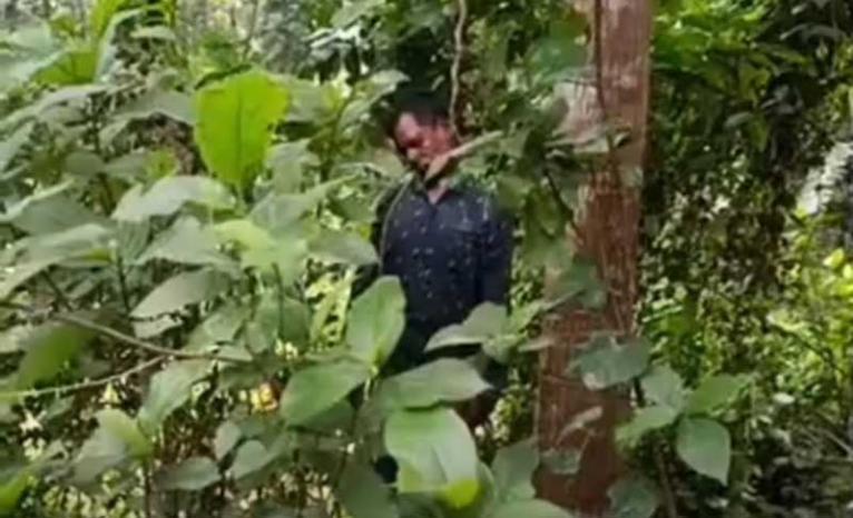 ফরিদপুরে বৃদ্ধের ঝুলন্ত লাশ উদ্ধার