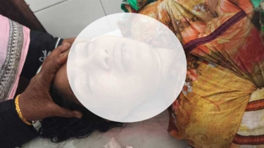 ফরিদপুরে স্বামী-স্ত্রীর ঝগড়ার জেরে গৃহবধুর আত্মহত্যা