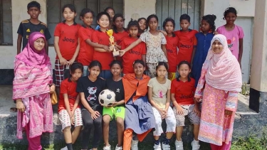 ফরিদপুর পৌরসভার উদ্যোগে প্রাথমিক বিদ্যালয় গোল্ডকাপ ফুটবল টুর্নামেন্ট অনুষ্ঠিত