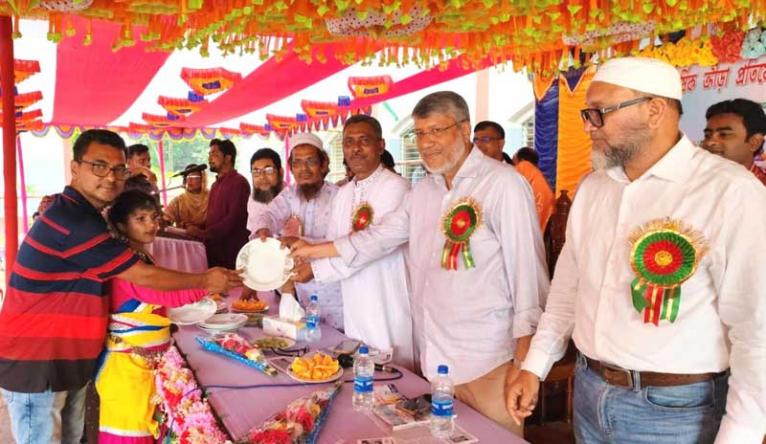 ফরিদপুরের চর মাধবদিয়া ইউনাইটেড উচ্চ বিদ্যালয়ের বার্ষিক ক্রীড়া প্রতিযোগিতা অনুষ্ঠিত