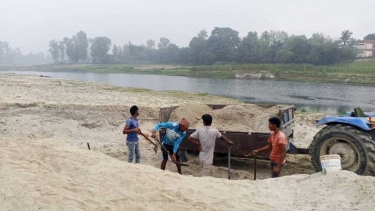 দলীয় প্রভাব খাটিয়ে মাটি বাণিজ্য, সরিষাবাড়ীতে হুমকির মুখে সাধারণ মানুষ