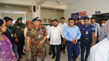 হাম রোগের চিকিৎসার খোঁজ নিতে রামেক হাসপাতালে রাসিক প্রশাসক