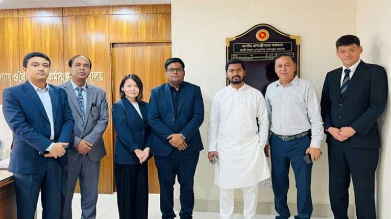 প্রবাসীকল্যাণ প্রতিমন্ত্রীর সঙ্গে জাপানের কান্টো গ্রুপের প্রতিনিধির সৌজন্য সাক্ষাৎ