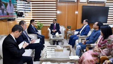 তথ্য ও সম্প্রচার মন্ত্রীর সঙ্গে চীনের রাষ্ট্রদূতের সৌজন্য সাক্ষাৎ