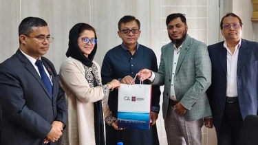 বাণিজ্য মন্ত্রীর সঙ্গে আইসিএবি প্রতিনিধিদলের সাক্ষাৎ