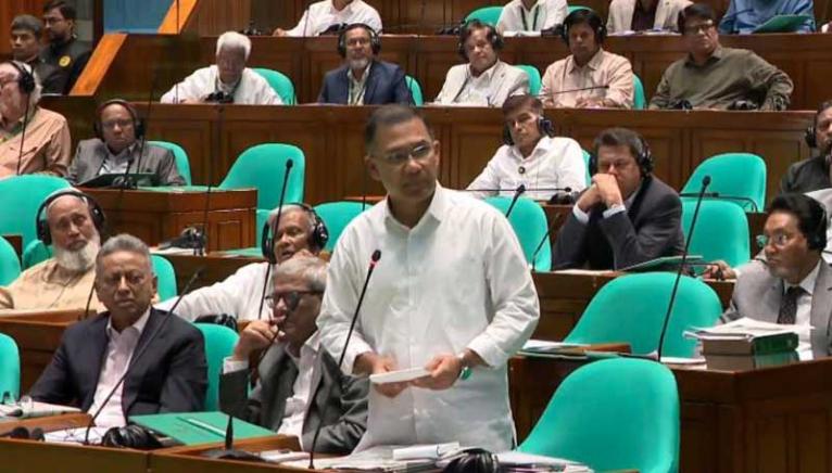 জ্বালানি সংকট মোকাবিলায় ১০ সদস্যের যৌথ কমিটি গঠনের প্রস্তাব প্রধানমন্ত্রীর