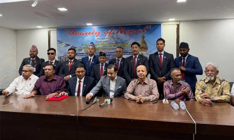 আধুনিক প্রযুক্তিতে ফটো সাংবাদিকদের দক্ষতা বাড়ানোর তাগিদ তথ্য প্রতিমন্ত্রীর