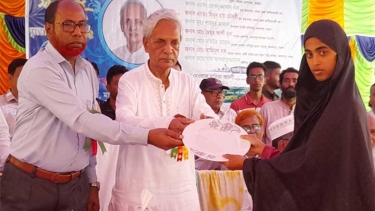 মানসম্মত শিক্ষা নিশ্চিত করাই সরকারের মূল লক্ষ্য : সংস্কৃতিমন্ত্রী