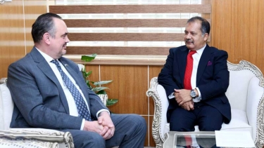 গণমাধ্যমের স্বাধীনতা নিশ্চিতে বদ্ধপরিকর সরকার : মার্কিন রাষ্ট্রদূতকে তথ্যমন্ত্রী