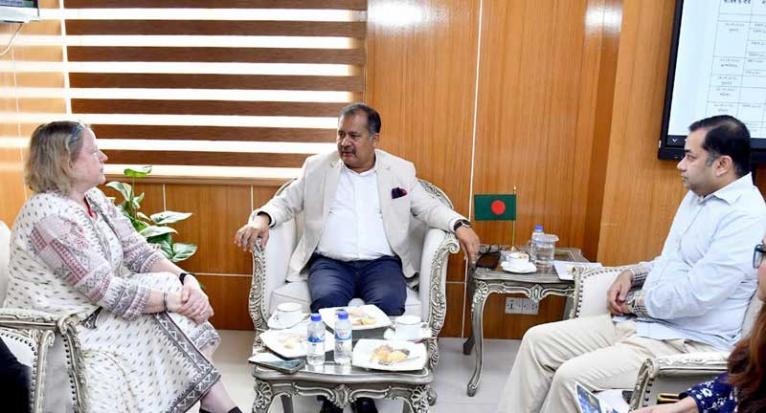 নতুন যুগের চ্যালেঞ্জ মোকাবিলায় রোডম্যাপ তৈরিতে ইউনেস্কোর সহায়তা কামনা তথ্যমন্ত্রীর