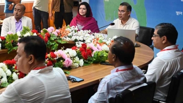 জনগণ হারানো গণতান্ত্রিক অধিকার ফিরে পেয়েছে : প্রধানমন্ত্রী