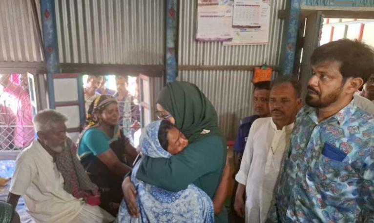 লেবাননে নিহত দিপালীর বাড়িতে শোকের মাতম