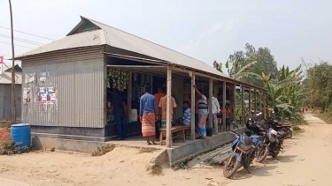 হামলা ও লুটপাটের শিকার ব্যবসায়ী, ২৫ লক্ষ টাকা ক্ষতির অভিযোগ