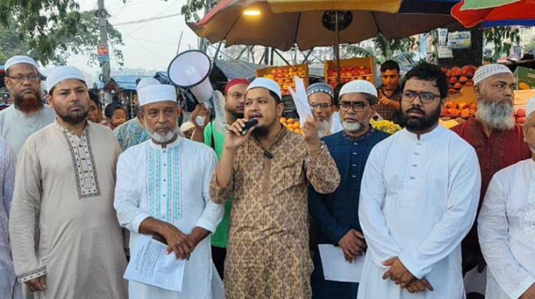 গণভোট: সিদ্ধিরগঞ্জে জামায়াতের লিফলেট বিতরণ ও পথসভা