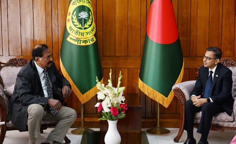 স্পীকারের সাথে ঢাকায় নিযুক্ত ভারতের হাইকমিশনারের সাক্ষাৎ