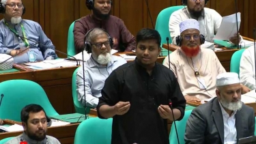 ট্যাক্স ফ্রি নয়, সরকারি মালিকানাধীন গাড়ি চেয়েছি : আবুল হাসনাত