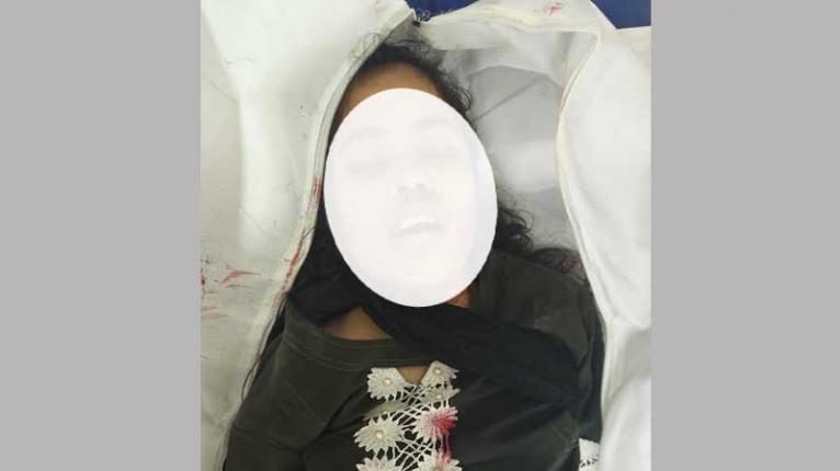 ফরিদপুরে সড়ক দুর্ঘটনায় কলেজছাত্রী নিহত, চালক আহত