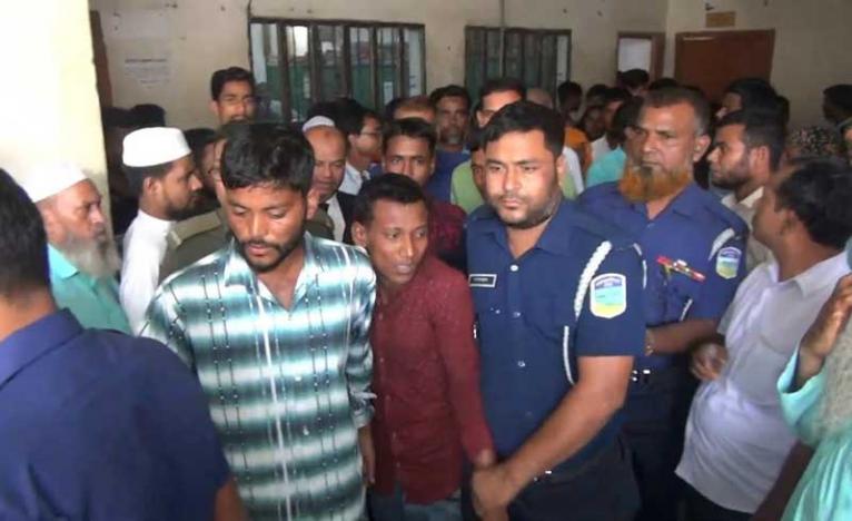 জামালপুরে স্কুলছাত্রীকে দলবদ্ধ ধর্ষণের দায়ে তিনজনের মৃত্যুদণ্ড