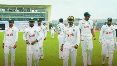 সাজিদ খানের তাণ্ডবে বড় লিড পেলো না বাংলাদেশ