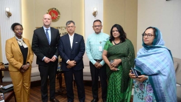 ইউএনএইচসিআরের বাংলাদেশ প্রতিনিধির সঙ্গে রোহিঙ্গা ইস্যুতে স্বরাষ্ট্রমন্ত্রীর আলাপ
