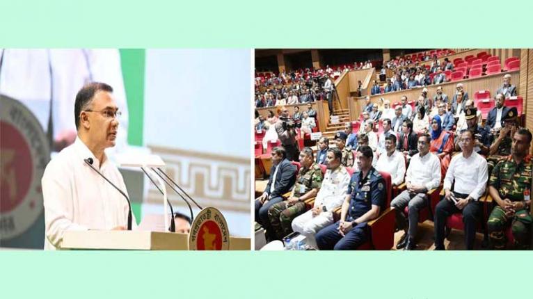 জনপ্রশাসনের কর্মকর্তাদের সব পদেই কাজ করার মানসিকতা থাকা জরুরি : প্রধানমন্ত্রী