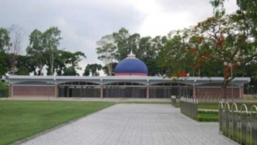 ফরিদপুরের আটরশি ও চন্দ্রপাড়া পাক দরবার শরীফে বৃহত্তম ঈদুল আযহার জামাত অনুষ্ঠিত হবে