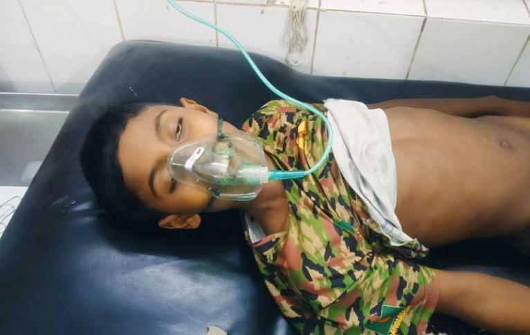 ​সরিষাবাড়ীতে গলায় লিচু বিচি আটকে শিশুর মর্মান্তিক মৃত্যু