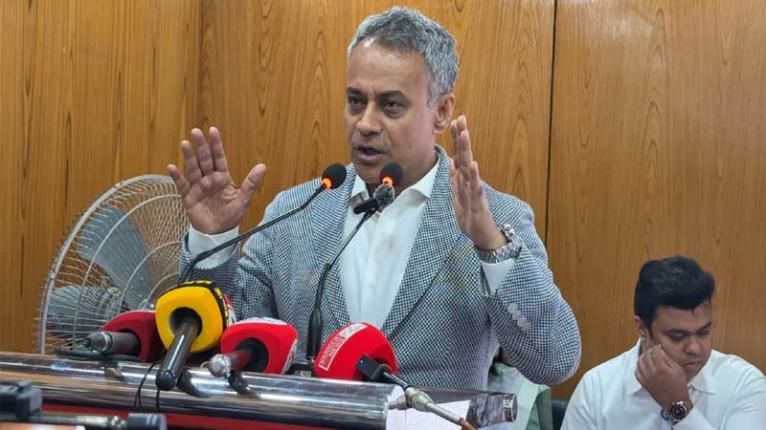 চালকের অদক্ষতা ও ত্রুটিযুক্ত গাড়ির কারণেই বেশিরভাগ দুর্ঘটনা: সেতুমন্ত্রী