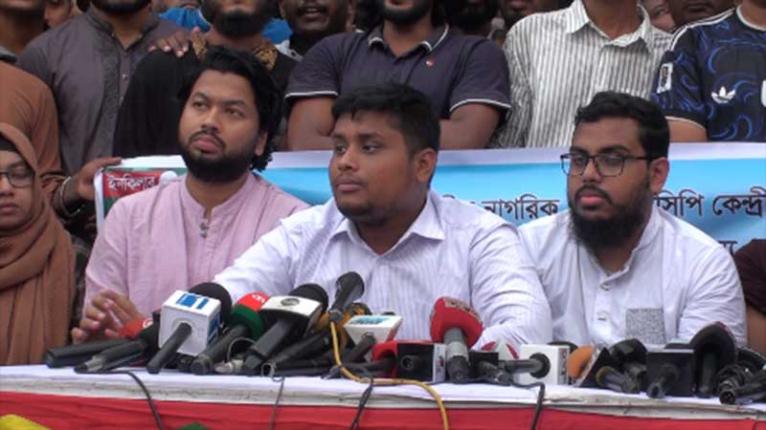 সরকার পুলিশকে লাঠিয়াল বাহিনী হিসেবে ব্যবহার করতে চাচ্ছে