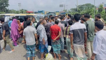 সোনারগাঁয়ে ১০ টাকা চাঁদার জন্য অটোরিকশা চালককে পিটিয়ে হত্যা