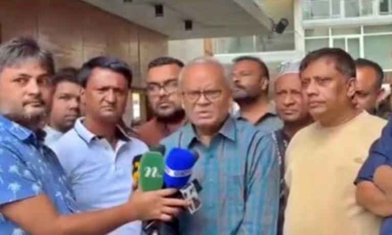 সরকারের ভুল দেখিয়ে দিলে গণতন্ত্র শক্তিশালী হয় : রিজভী