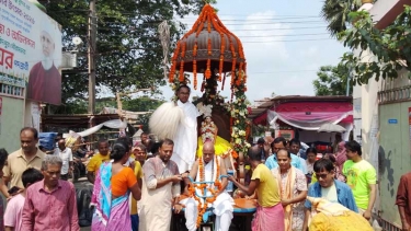 ফরিদপুরে ৯ দিনব্যাপী মহানাম মহাকীর্তন ও ধর্মীয় অনুষ্ঠান শেষ আজ