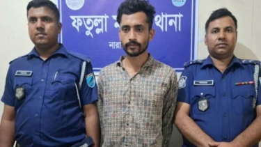 ফতুল্লায় ২৫ পিস ইয়াবাসহ মাদক ব্যবসায়ী গ্রেফতার