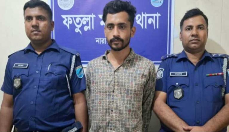 ফতুল্লায় ২৫ পিস ইয়াবাসহ মাদক ব্যবসায়ী গ্রেফতার