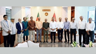 প্রধানমন্ত্রীর সঙ্গে বৈঠক করেছেন সম্পাদক পরিষদের নেতারা