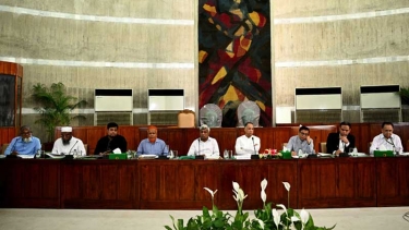 জ্বালানি সংকট মোকাবেলায় সংসদীয় বিশেষ কমিটির কার্যক্রম শুরু