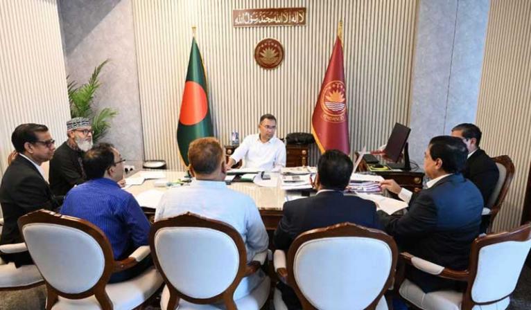পিরোজপুরের সড়কগুলো দ্রুত যান চলাচলের উপযোগী করার নির্দেশ প্রধানমন্ত্রীর