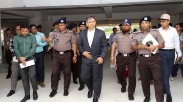 নির্মাণাধীন সিটিটিসি ভবন পরিদর্শন করলেন স্বরাষ্ট্রমন্ত্রী