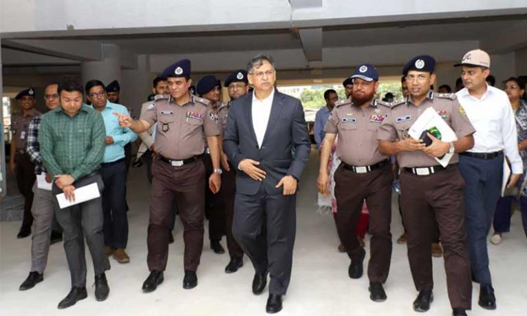 নির্মাণাধীন সিটিটিসি ভবন পরিদর্শন করলেন স্বরাষ্ট্রমন্ত্রী