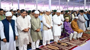 জাতীয় ঈদগাহে একসঙ্গে ঈদুল আযহার নামাজ আদায় করেছেন রাষ্ট্রপতি ও প্রধানমন্ত্রী