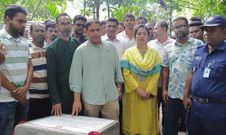 জনগণের মৌলিক অধিকার রক্ষায় কাজ করছে সরকার: খোকন তালুকদার এমপি