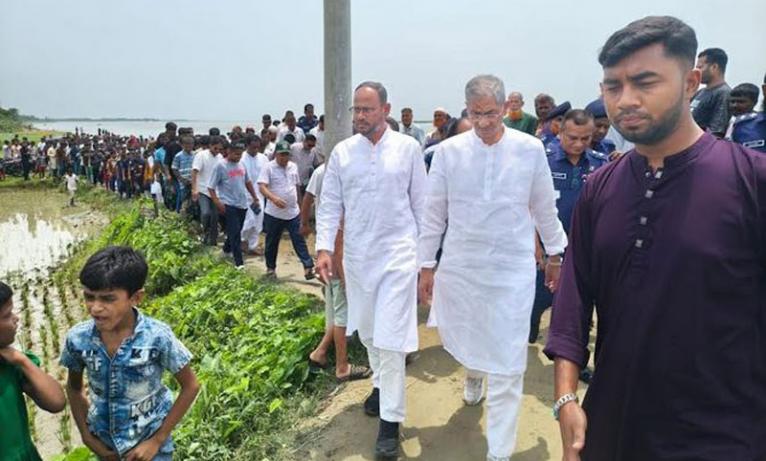যমুনার ভাঙন ঠেকাতে টাঙ্গাইলে স্থায়ী বেড়িবাঁধ নির্মাণের ঘোষণা পানিসম্পদ মন্ত্রীর