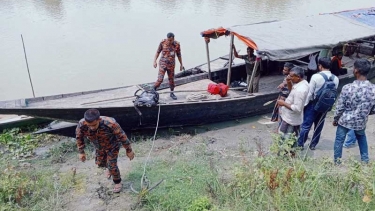 পুলিশের ধাওয়ায় ব্রহ্মপুত্রে ঝাঁপ দিয়ে নিখোঁজ ১, চার মাদকসেবী আটক